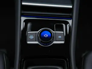 VW Tiguan 2.0 TDI SCR R-Line 4Motion DSG *Panorama*Massage*Lenkradheizung*360° Kamera*AHK*