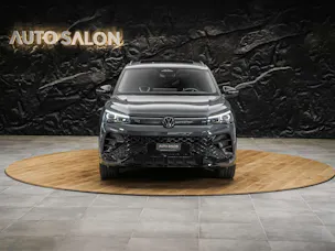 VW Tiguan 2.0 TDI SCR R-Line 4Motion DSG *Panorama*Massage*Lenkradheizung*360° Kamera*AHK*