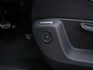 VW Tiguan 2.0 TDI SCR R-Line 4Motion DSG *Panorama*Massage*Lenkradheizung*360° Kamera*AHK*