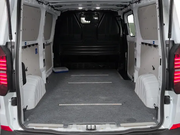 VW Transporter 2.0 TDI Lang Automat