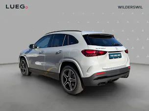 MERCEDES-BENZ GLA 220d 4Matic 8G-DCT
