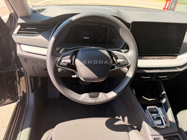 SKODA Octavia Combi 1.5 TSI mHEV DSG Selection