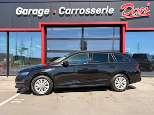 SKODA Octavia Combi 1.5 TSI mHEV DSG Selection