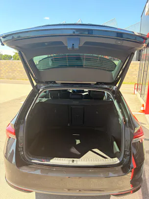 SKODA Octavia Combi 1.5 TSI mHEV DSG Selection