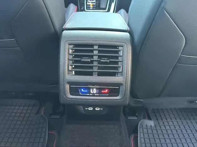 VW Golf 2.0 TSI GTI Edition 50 DSG