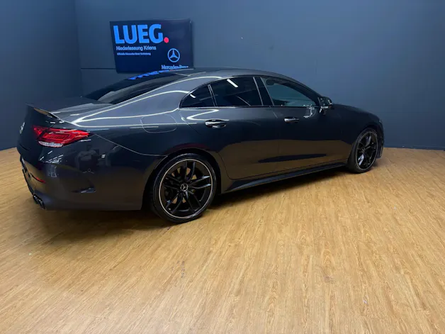 MERCEDES-BENZ CLS 53 4M+ AMG / DISTRONIC / 360 Grad Kamera