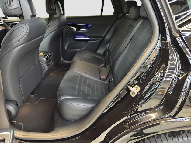 MERCEDES-BENZ GLC 200 AMG Line 4MATIC