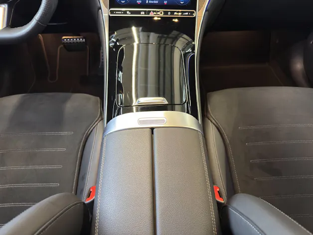 MERCEDES-BENZ GLC 200 AMG Line 4MATIC