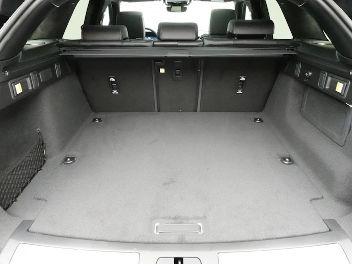 Fahrzeugbild LAND ROVER RANGE ROVER VELAR