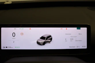 https://vehicle.imgix.net/4497329/087ff5a3-d8e9-436e-8c4f-4a7d2d72c89f.JPG