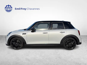https://vehicle.imgix.net/4497396/c39d583a-e92c-46cf-a348-d83081f010ce.jpg