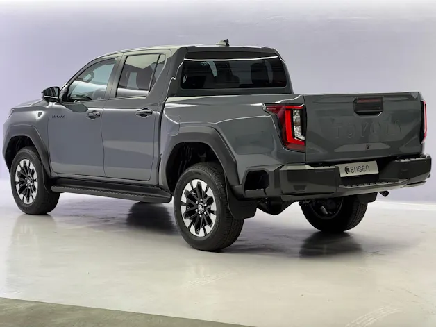 Toyota Hilux Double Cab.-Pick-up 2.8 D-4D MHEV 204 Style 4x4