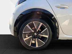 PEUGEOT 208 e-GT Pack