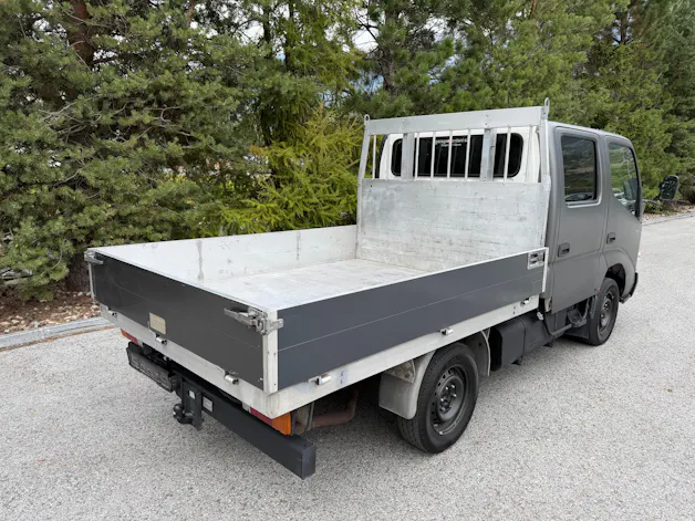 Toyota Dyna 100 DKab.-Ch. SWB 3.0 D-4D