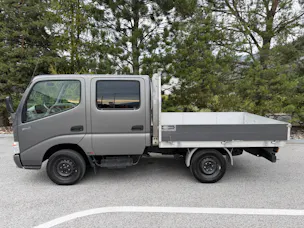 Toyota Dyna 100 DKab.-Ch. SWB 3.0 D-4D