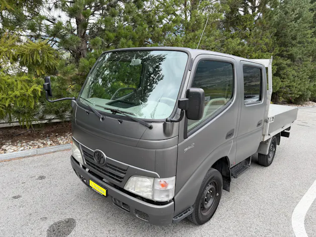 Toyota Dyna 100 DKab.-Ch. SWB 3.0 D-4D