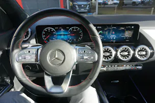 MERCEDES-BENZ GLA-Klasse H247 GLA 250 AMG Line 4matic