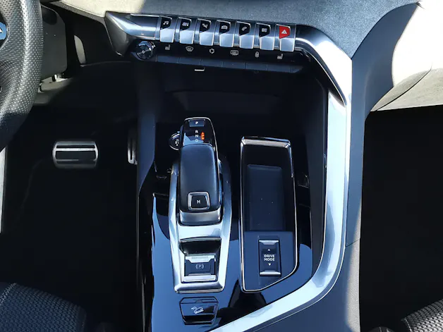 PEUGEOT 3008 1.5 BlueHDi GT
