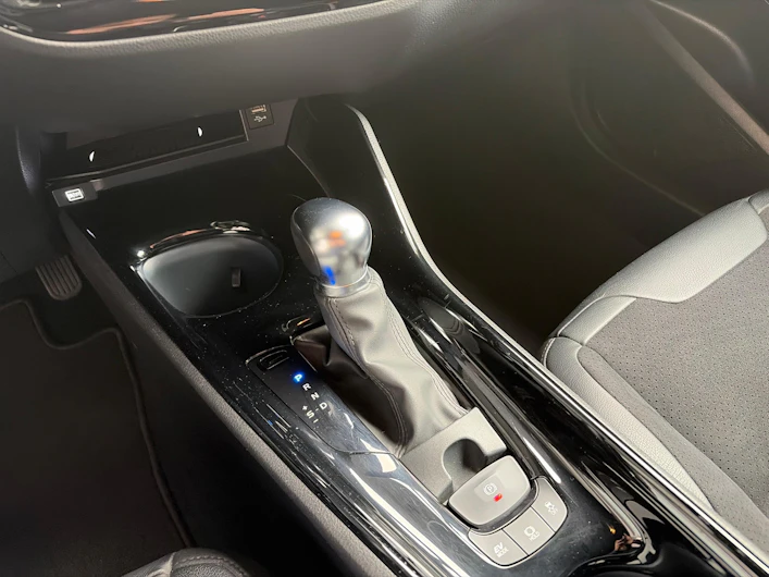 image du véhicule TOYOTA C-HR