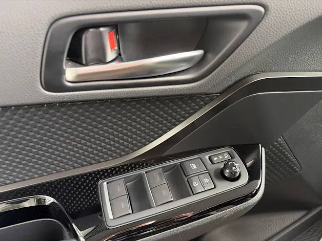 Toyota C-HR 2.0 VVTi HSD Move