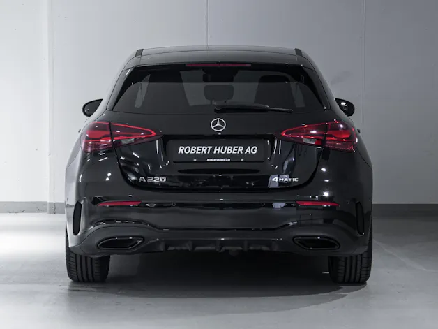 MERCEDES-BENZ A 220 4MATIC
