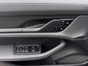 PORSCHE Taycan Sport Turismo mit Performance Batterie Plus