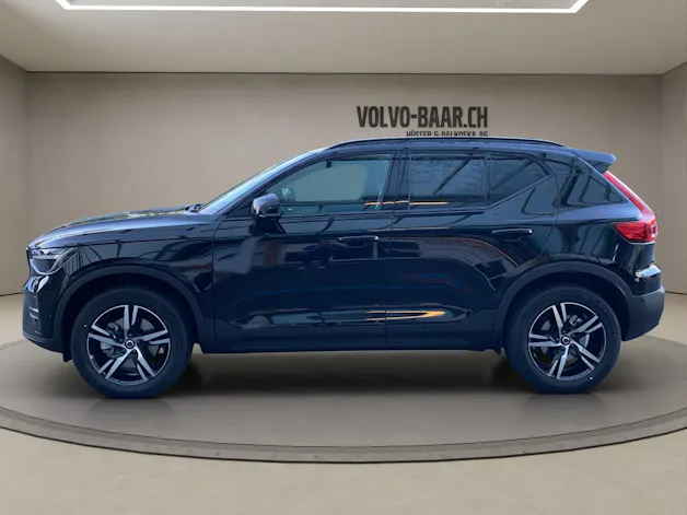 VOLVO XC40 2.0 B3 MH Plus Dark