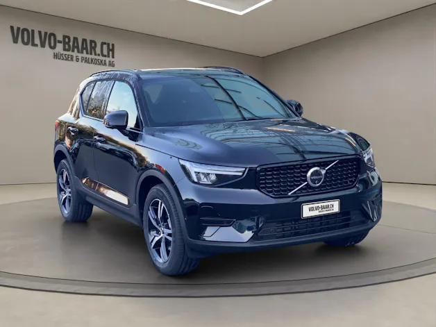 VOLVO XC40 2.0 B3 MH Plus Dark