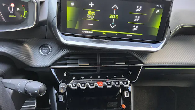 PEUGEOT 208 1.2 PureTech 130 GT
