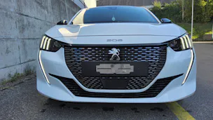 PEUGEOT 208 1.2 PureTech 130 GT