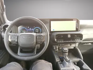 Toyota Land Cruiser 2.8 D 48V 230 Rebel