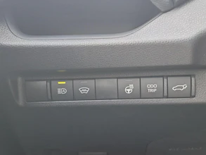 https://vehicle.imgix.net/4497687/bfc60e49-49ee-4e8e-b2e6-48c2eecb0199.jpg