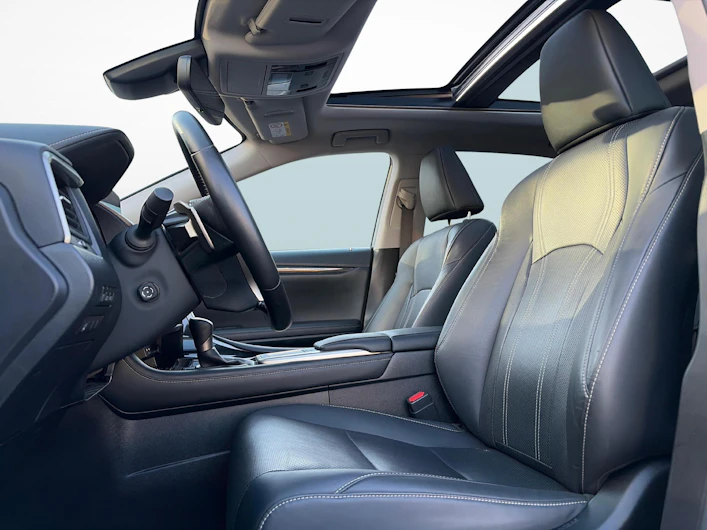 Fahrzeugbild LEXUS RX