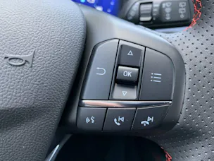 FORD Kuga 2.5 Hybrid ST-Line X 4x4
