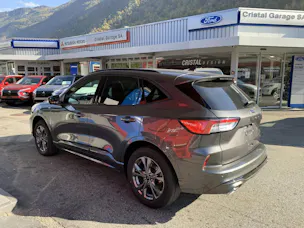 FORD Kuga 2.5 Hybrid ST-Line X 4x4