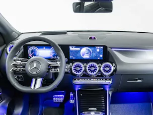 MERCEDES-BENZ GLA 220 d 4MATIC Swiss Star