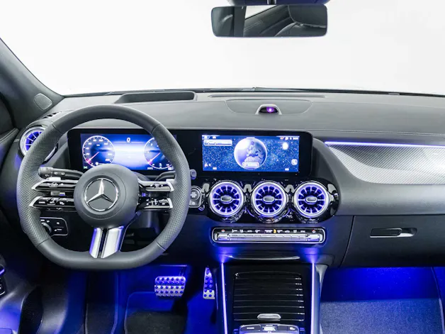 MERCEDES-BENZ GLA 220 d 4MATIC Swiss Star