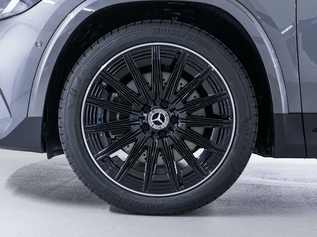 MERCEDES-BENZ GLA 220 d 4MATIC Swiss Star