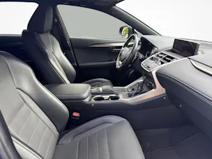 Lexus NX 300h F-Sport