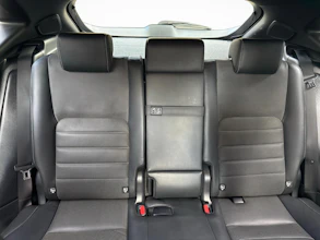 https://vehicle.imgix.net/4497742/da6a841e-30cd-4bfe-9a12-78cffa96e314.jpg