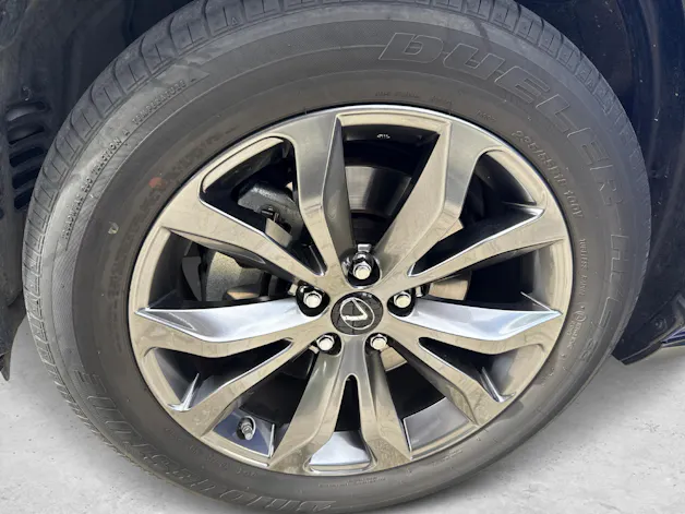 Lexus NX 300h F-Sport