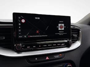 https://vehicle.imgix.net/4497768/4d5aa510-613d-47bb-9156-1ae5ac2ea106.jpg