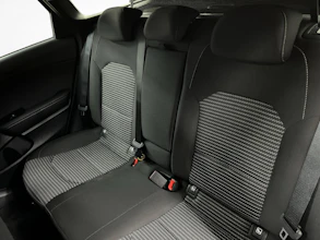 https://vehicle.imgix.net/4497768/caa5e64e-b469-48c3-9387-dffdf0b8fe42.jpg