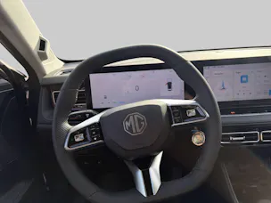 MG HS 1.5 Hybrid Luxury