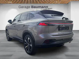 MG HS 1.5 Hybrid Luxury