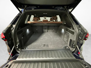 https://vehicle.imgix.net/4497799/95895844-7357-4336-bb19-c77bc4bdb3f3.jpg