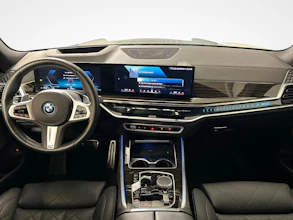 https://vehicle.imgix.net/4497803/c0766c96-d23a-43cf-b32c-5c11a846d72f.jpg