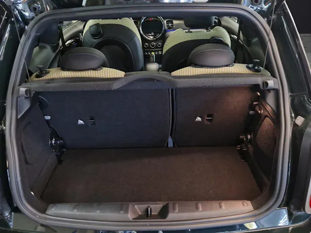 MINI F56 Cooper SE