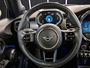 MINI F56 Cooper SE