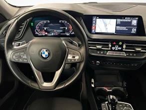 https://vehicle.imgix.net/4497833/d01bad1f-2d19-4d31-b7c6-1404695b69da.jpg